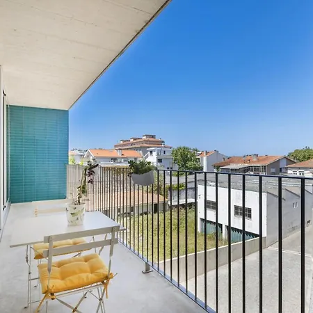 Olivia Maresia * Espinho (Aveiro)