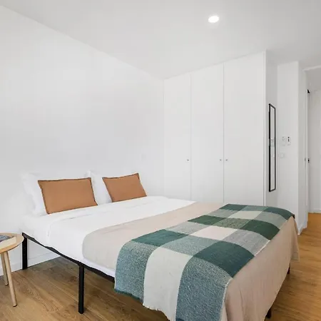 Olivia Maresia * אספיניו