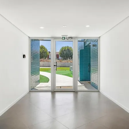 Olivia Maresia * אספיניו