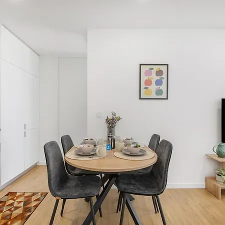 Olivia Maresia אספיניו