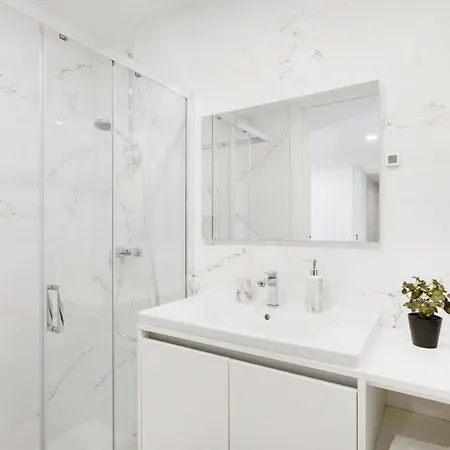 Olivia Maresia אספיניו