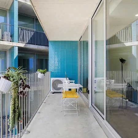 Olivia Maresia * אספיניו