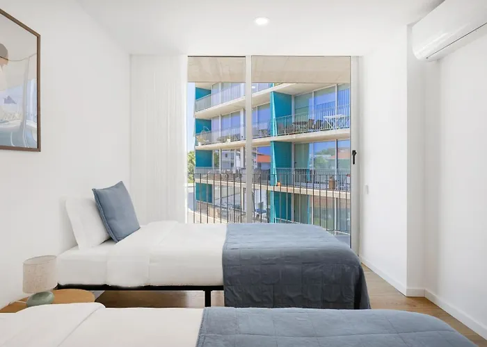 Olivia Maresia * Espinho (Aveiro)